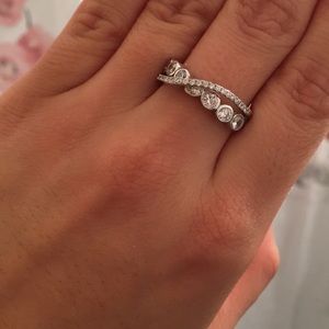 DIAMOND INFINITY RING